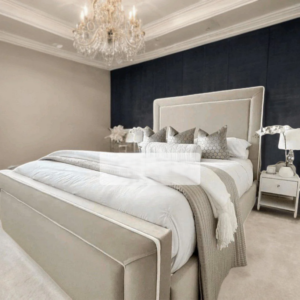 Chesterfield Upholstered Bed